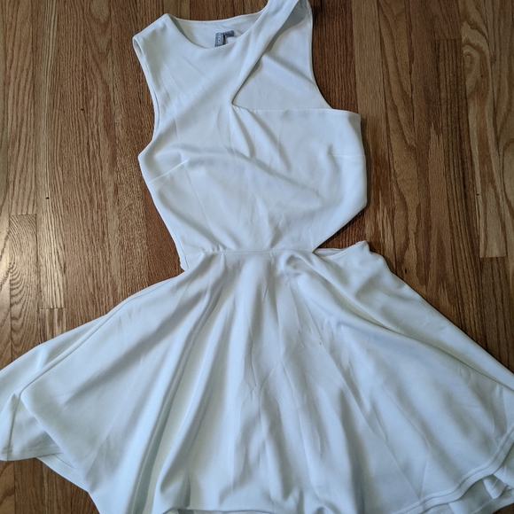ASOS skater Dress with cutouts - Picture 1 of 5